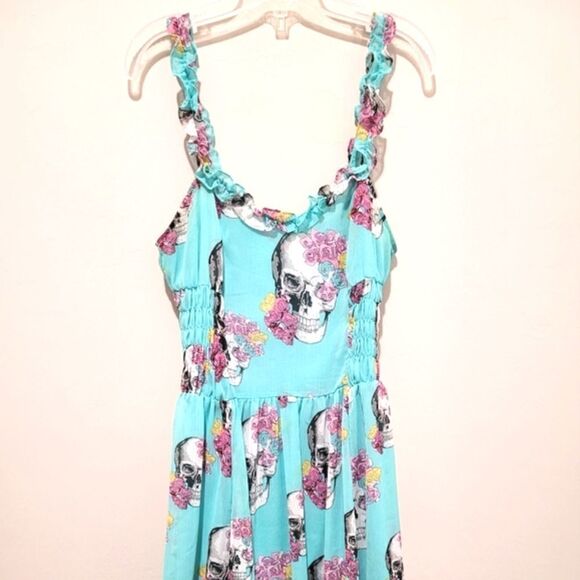 FINAL SALE🌷ROYAL Bones skull print dress size Small - Picture 4 of 16